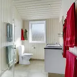 Lander - 20m From The Sea By Interhome