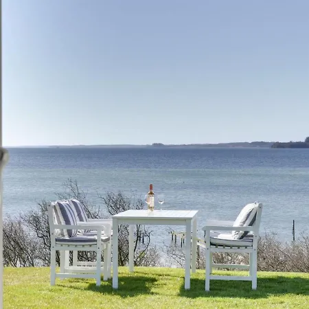 度假居 Lander - 20m From The Sea By Interhome *