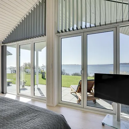Lander - 20m From The Sea By Interhome Vakantiehuis *