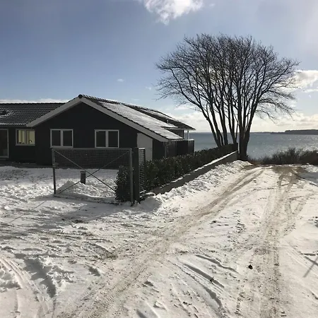 Lander - 20m From The Sea By Interhome *