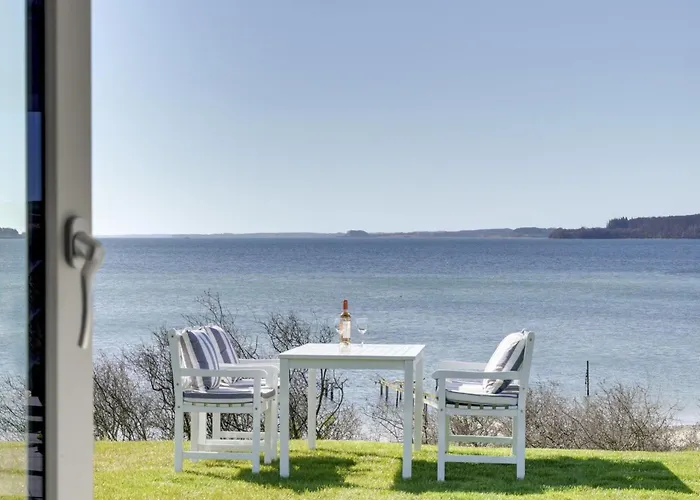 Lander - 20m From The Sea By Interhome *